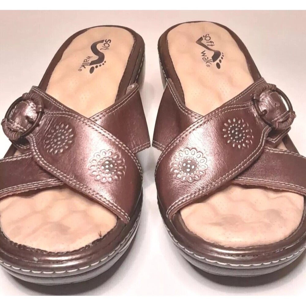 SoftWalk Bronze Metallic Sandals Womens Sz 8 Cushioned Comfort Mules Embellished